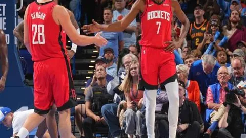 特維斯遭遇枪劫，与保镖爆发枪战